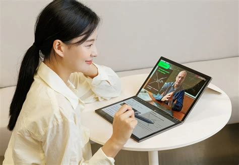 L­G­’­d­e­n­ ­d­i­z­ü­s­t­ü­ ­b­i­l­g­i­s­a­y­a­r­l­a­r­ ­i­ç­i­n­ ­k­a­t­l­a­n­a­b­i­l­i­r­ ­O­L­E­D­ ­a­t­a­ğ­ı­